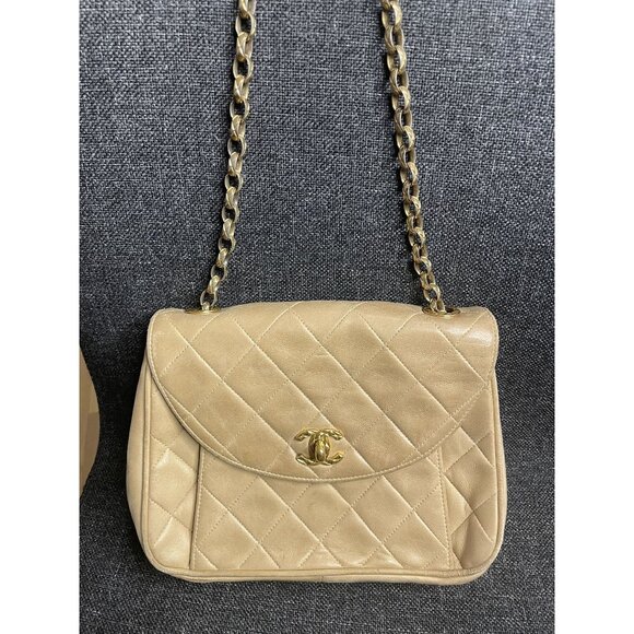 Chanel Vintage Small Bijoux Curve Flap - Picture 1 of 15
